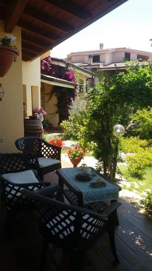 B&B Ottoulivi ซาร์ดารา ภายนอก รูปภาพ